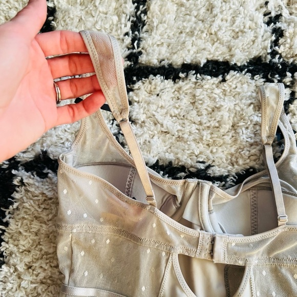 NWT Victoria Secret Lingerie Size 34C - Picture 5 of 11